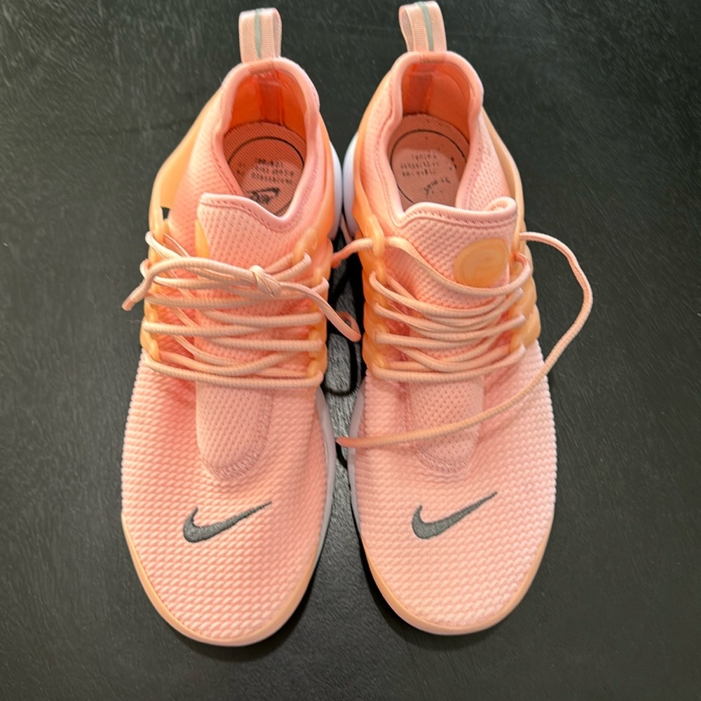 Women’s Nike Presto, size 8. Pink.
